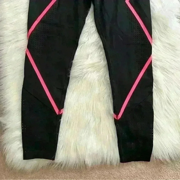 Victoria’s Secret PINK Love Pink Ultimate High Rise Ankle Leggings Small - Picture 4 of 8